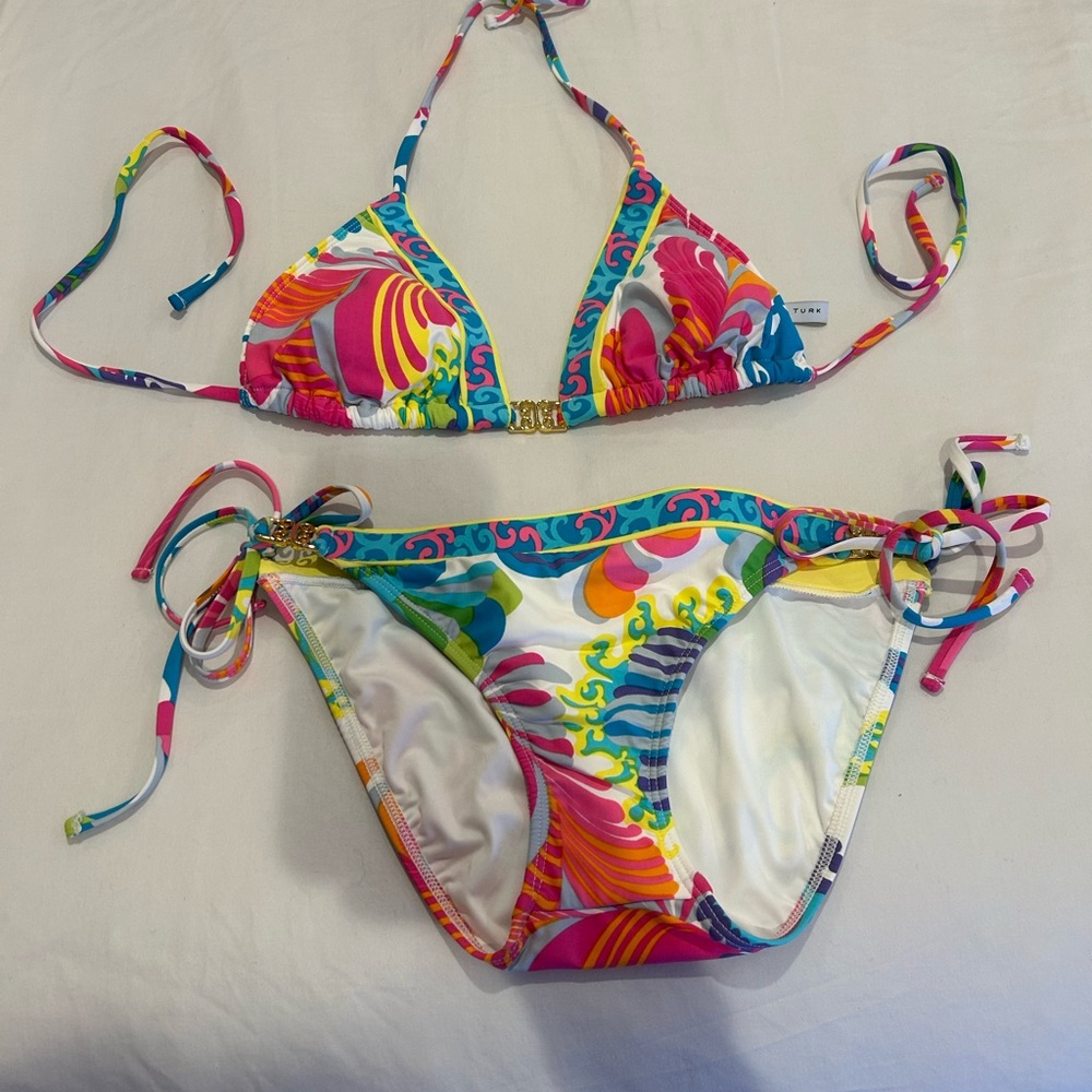 Brand New W/o tags TRINA TIRK String Bikini Sz L